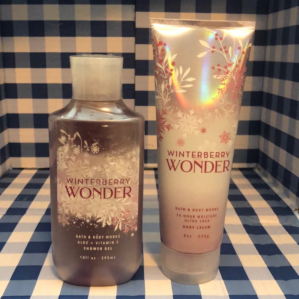 WINTERBERRY WONDER shower gel and body cream set